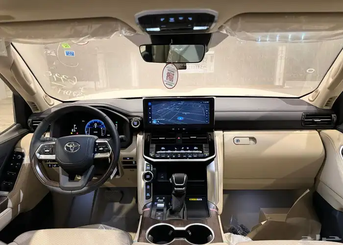 تويوتا لاندكروزر 2025 GXR S بنزين اصفار ( بأقل سعر ) 22
