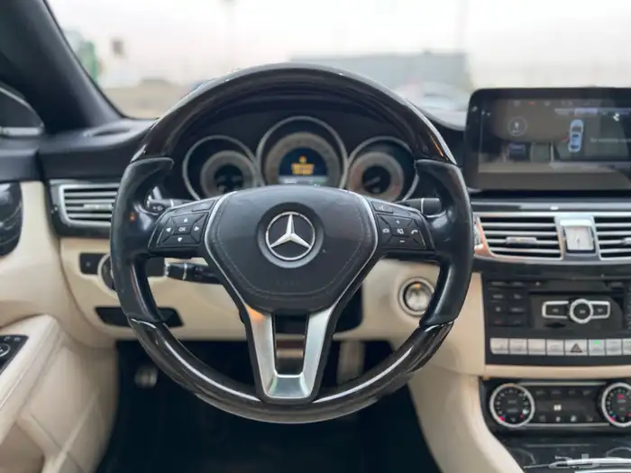 مرسيدس CLS.500 فل كامل موديل 2014 10
