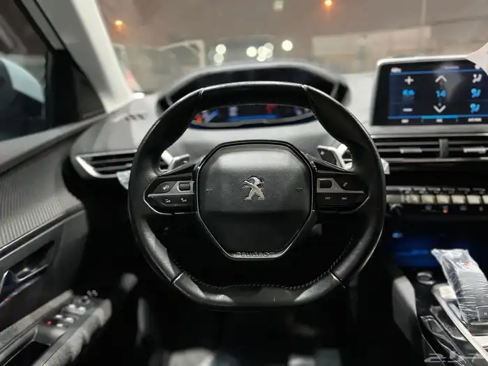 بيجو 3008 موديل 2020 9