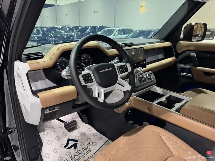 لاندروفر ديفندر HSE X-Dynamic موديل 2025 مستعمل . 8