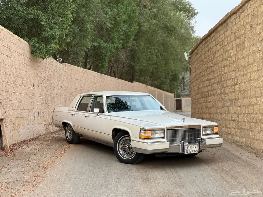 كاديلاك بروقهام فليتوود1991   تحفة أمريكية كلاسيكية 1