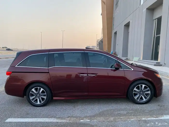 هوندا اوديسي 2016 TOURING ممشى قليل 7