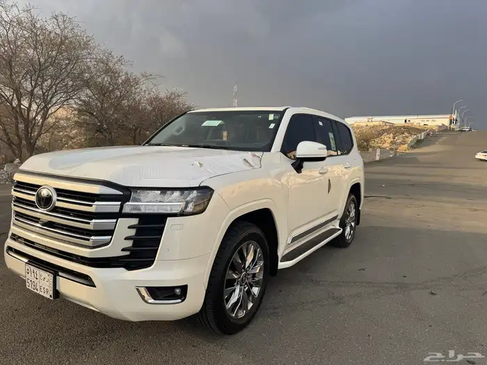 لاندكروزر 2023 سعودي L5 1