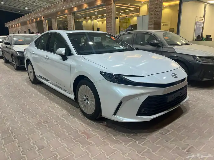 كامري 2025 جميع الالوان والفئات اقساط بنوك 24