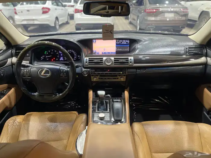 لكزس LS460 موديل 2013 8