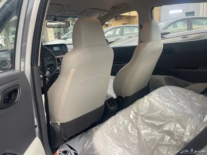 هيونداي i10 2024 شبه الاصفار 7