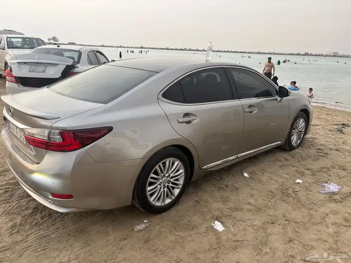 لكزس 2016 ES عبدالطيف جميل 2