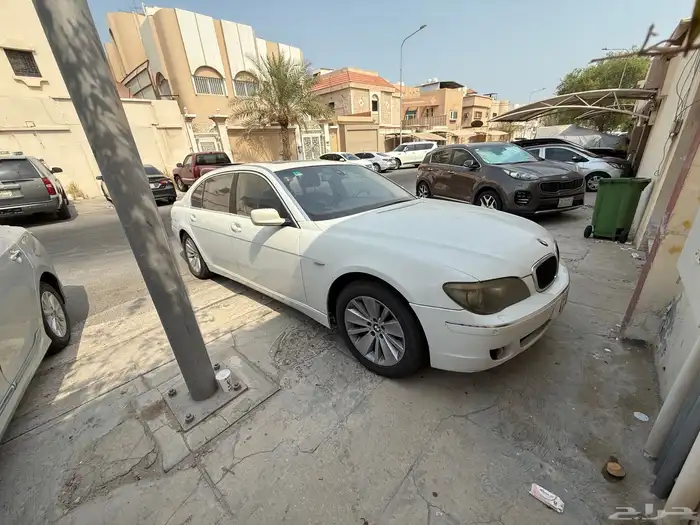 BMW - 730 ممشى قليل شبه مخزن 0