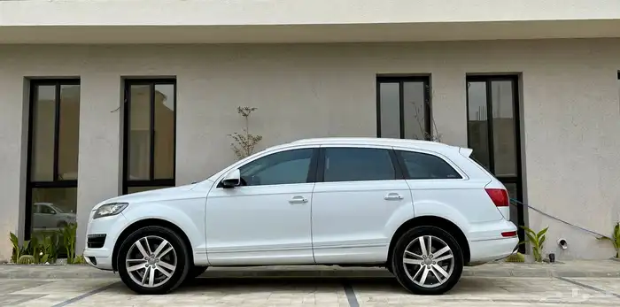 جيب أودي Q7 موديل 2014 فل كامل 7