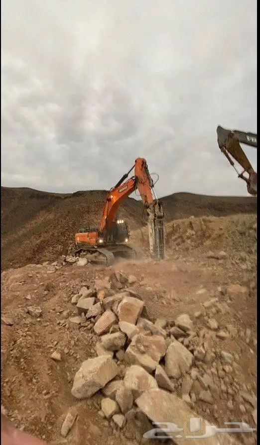ازالة جبال فتح طرق بوكلينات 2