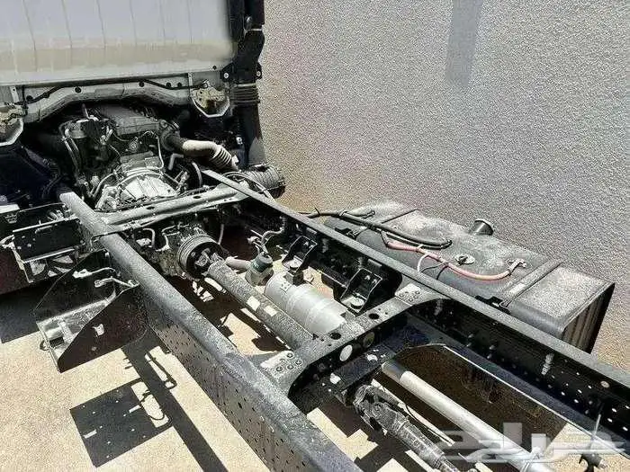 ايسوزو دينا 6-4-5-7.5-9-13 طن عرض خاص 6