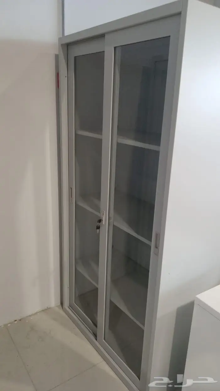 تجهيز مدارس اثاث كراسي طاولات دواليب 2