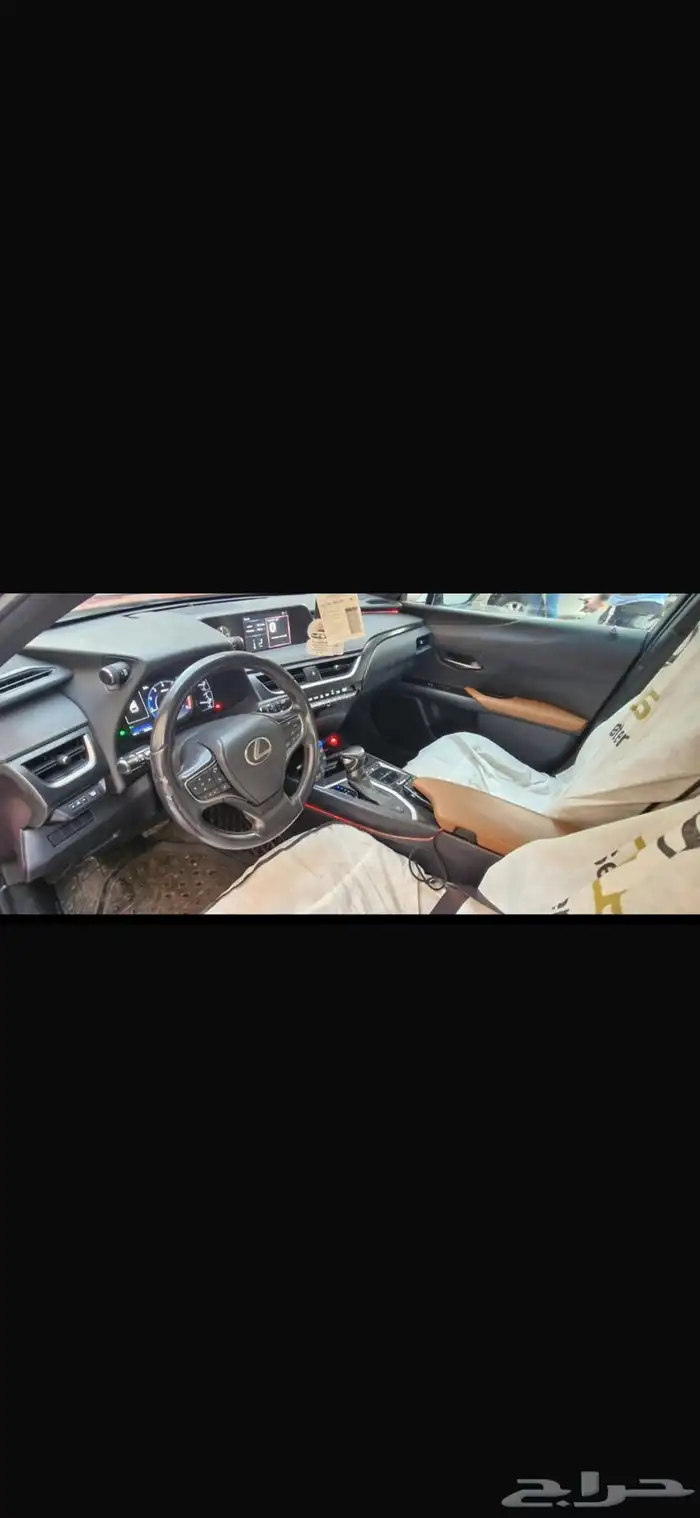 لكزس UX200 للبيع 2019 21