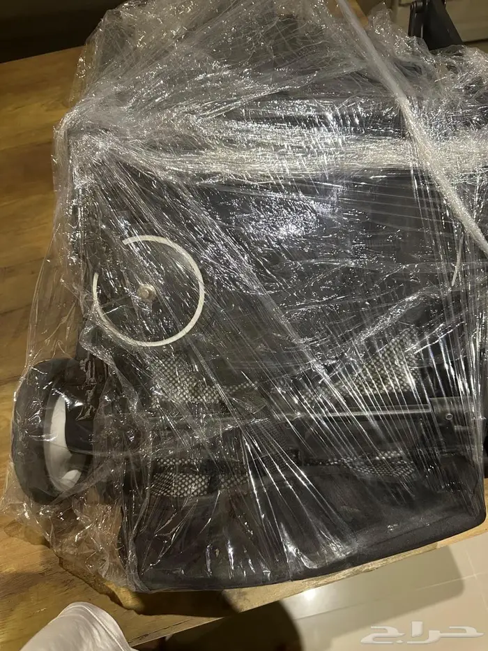 للبيع عربيه اطفال شبة جديدة وكرسي سياره 1