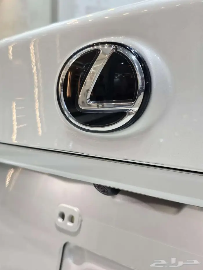 لكزس RC350 موديل 2022 17