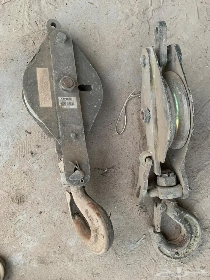 بكرات رفع ثقيله أو بكرة حبل معدنيه 0