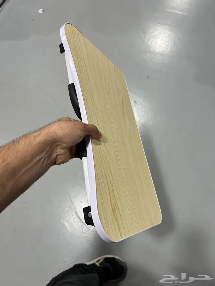 طاولة صغير للرحلات والعزبه والمكتب 2