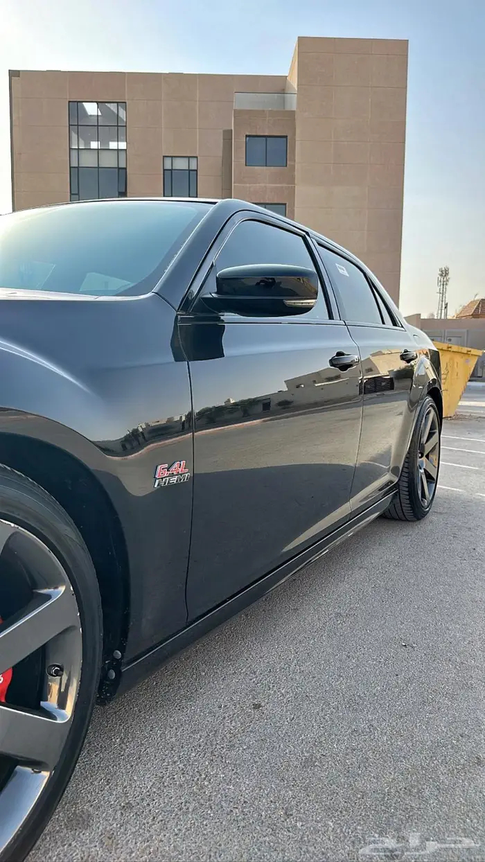 كرايسلر SRT 2014 بلاك ايديشن نظافة عالية 2