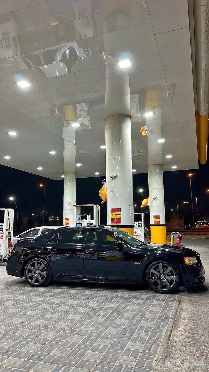 كرايسلر SRT 2014 بلاك ايديشن نظافة عالية 4