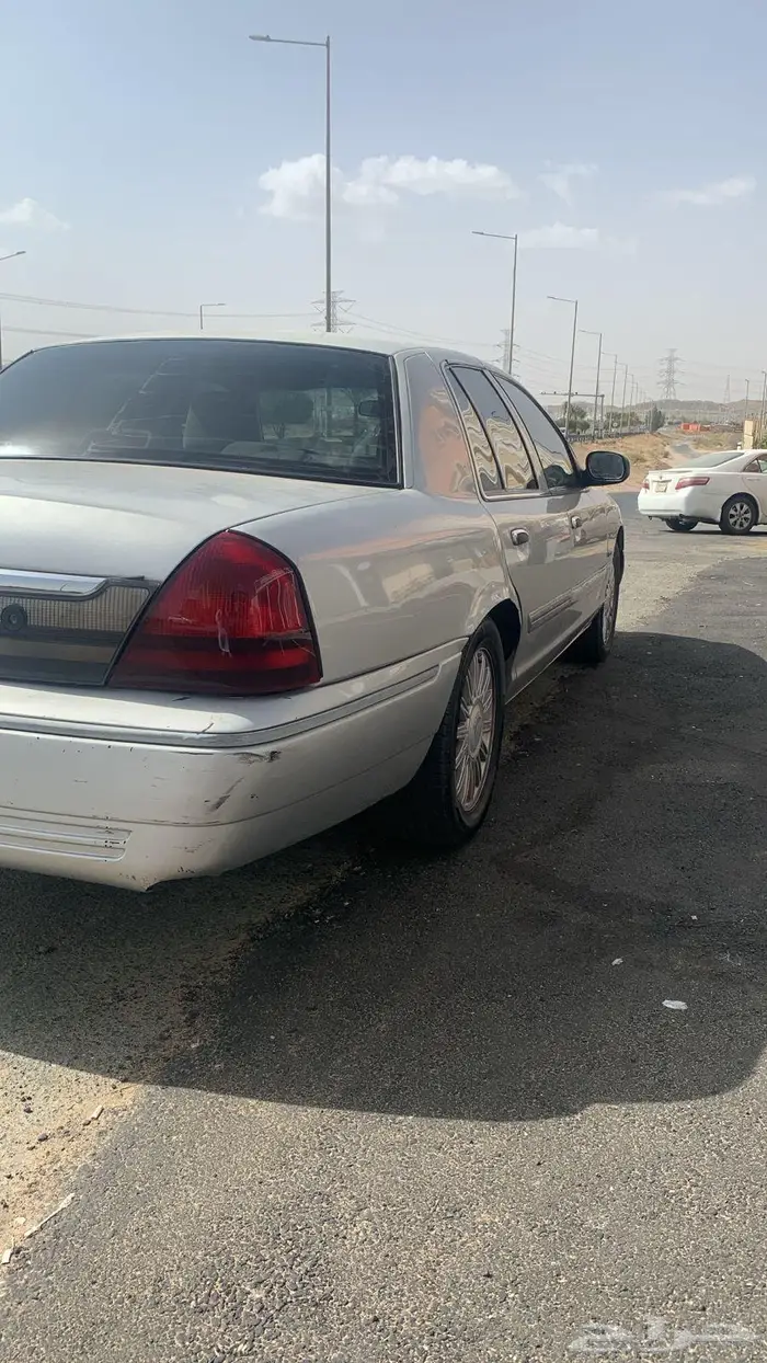 فورد جراند ماركيز 2009 5