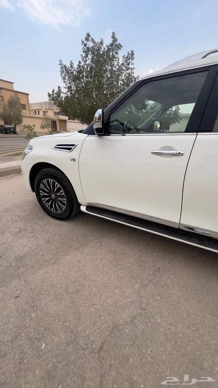 جيب باترول بلاتينوم نظيف اللون ابيض 10