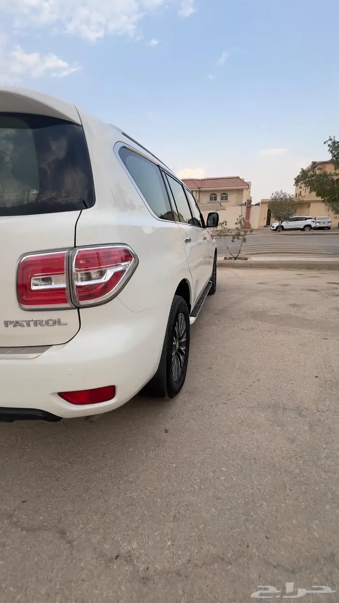 جيب باترول بلاتينوم نظيف اللون ابيض 11