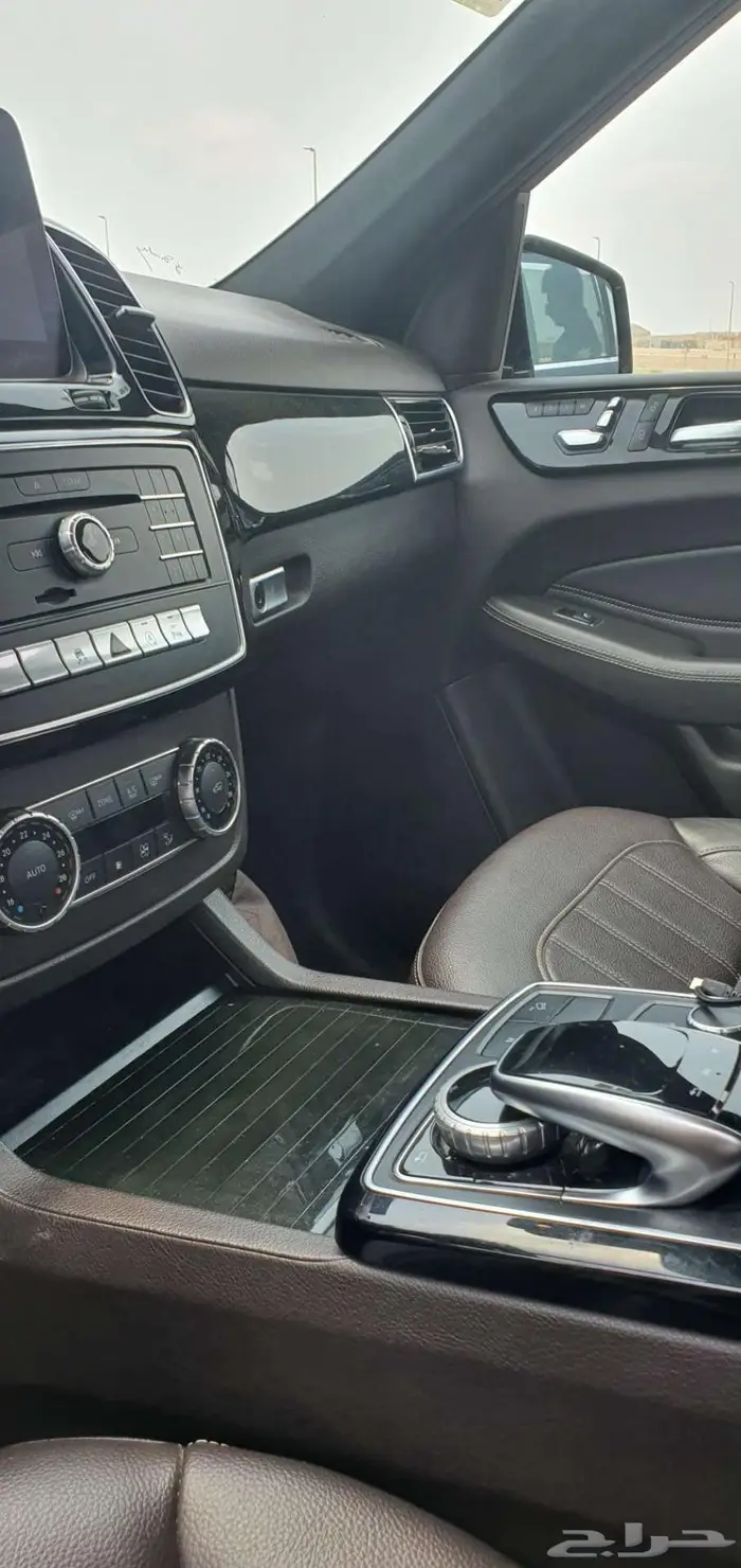 مرسيدس نظيف جدا 400GLE كت63 الرياضي للبيع 35