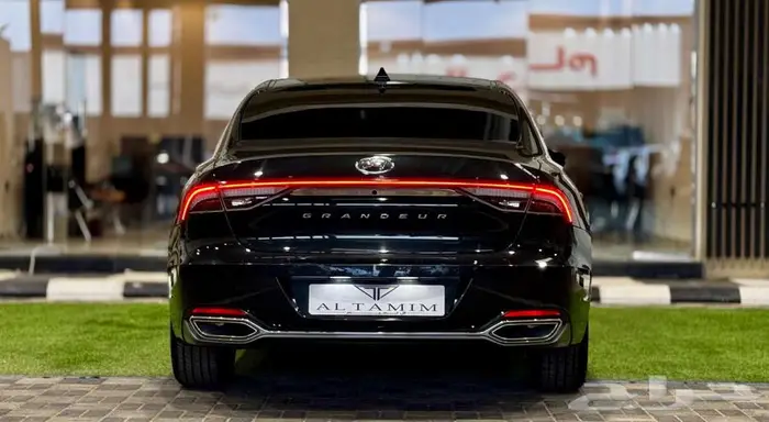 هيونداي ازيرا موديل 2022 بنزين وارد كوريا 3.0 لتر 3