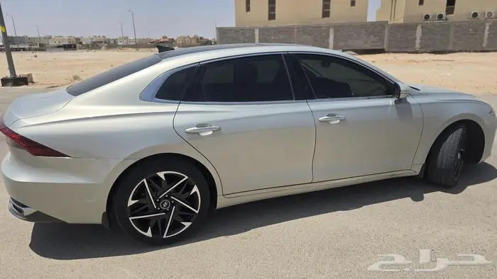هيونداي أزيرا موديل 2022 فئة ميد ممشى 47 2