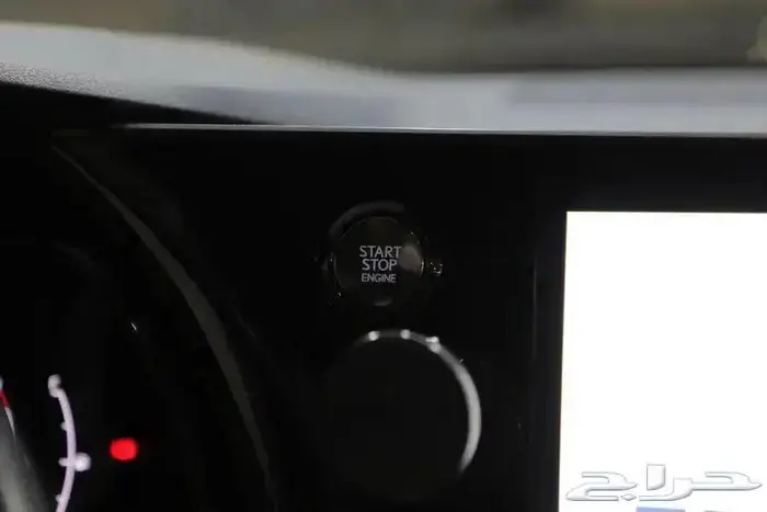 ليكزس RX 350 AA فتحة سقف جلد اربعة سلندر موديل 2024 11