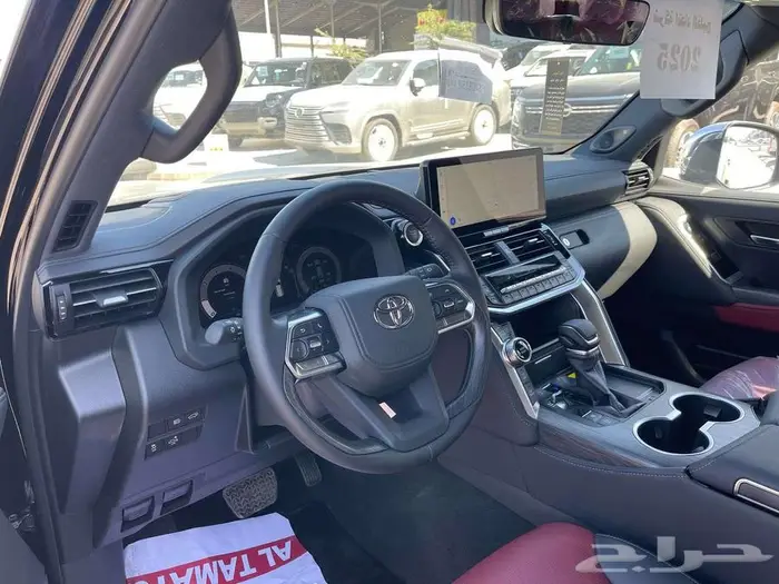 لاندكروزر 2025 VXR بريمي فل كامل موديل كاش وأقساط بنك 6