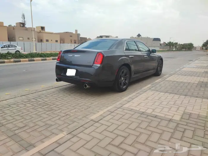 كرايسلر300Cباسم راعيها من الوكاله2014ممشى قليل 2