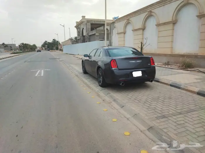 كرايسلر300Cباسم راعيها من الوكاله2014ممشى قليل 4