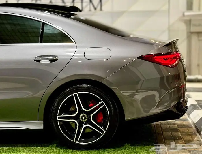 مرسيدس بنز CLA250 AMG - عليها كت CLA 45s مستخدمة 2021 12