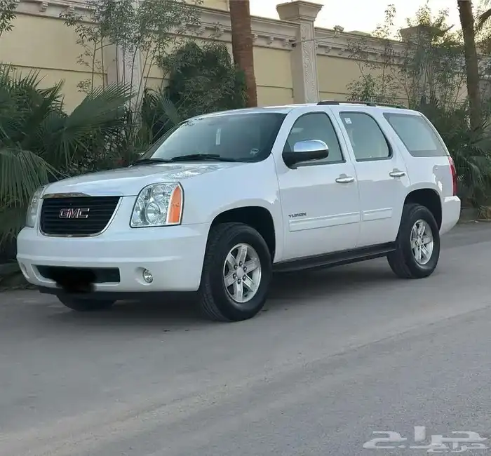 للبيع يوكن 2012 2