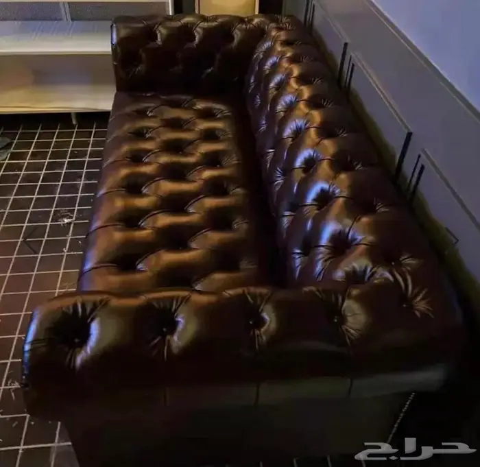 كنب جلد الفخامه و مريحة سبنج خشب زمان 2 صنع و شكل ممتاز 25