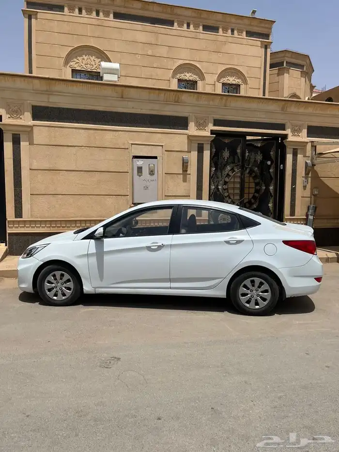 اكسنت 2017 نظيفة للبيع 3