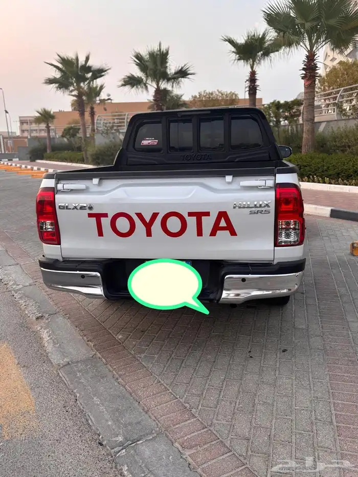هايلكس 2025 بنزين فل كامل 4