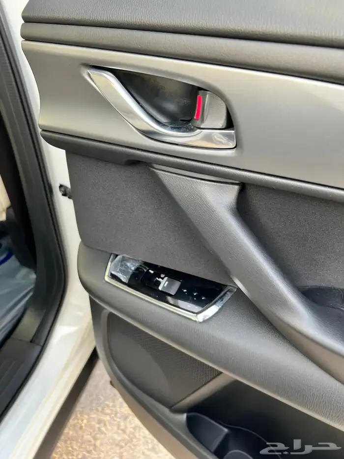 مازدا CX9 موديل 2023 نصف فل فتحه دبل نظيف جداا 24
