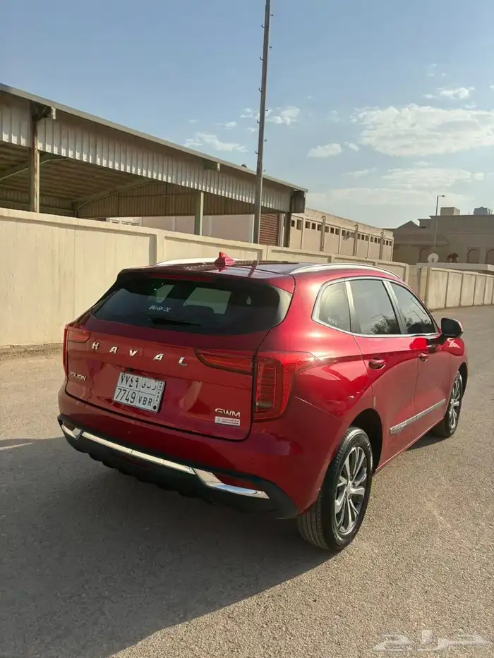 جيب هالفال جوليان 2022 9