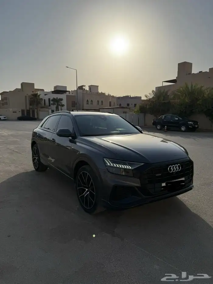 Audi Q8 S-line 2022 full 6