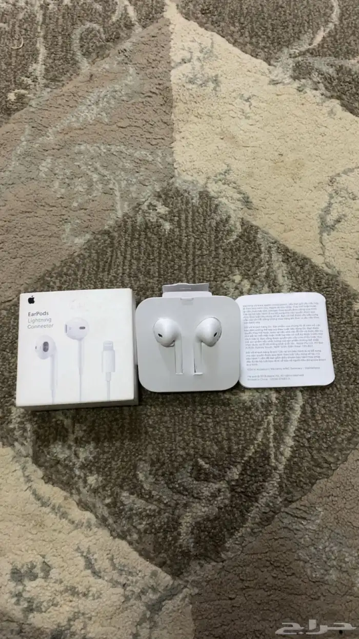 سماعة ابل اصليه استخدام. خفيف 1