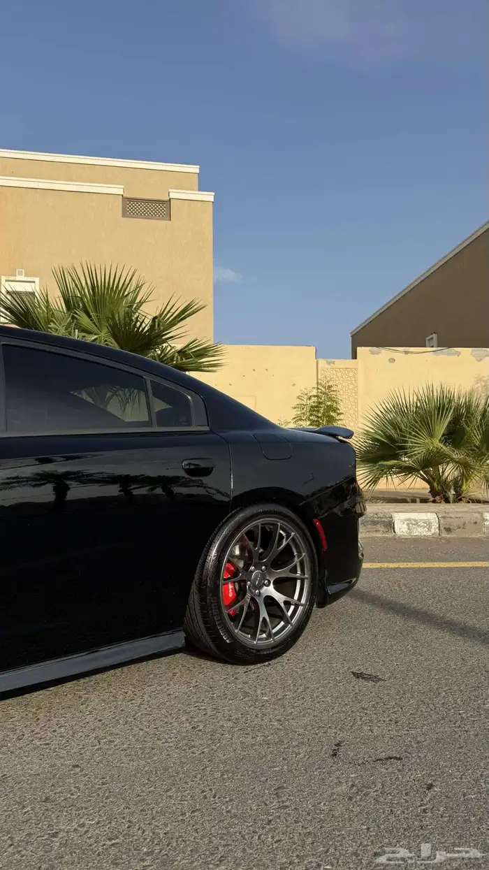 دودج تشارجر SRT 2015 6