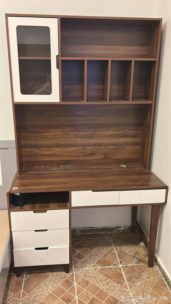 مكتبه شبه جديد 0