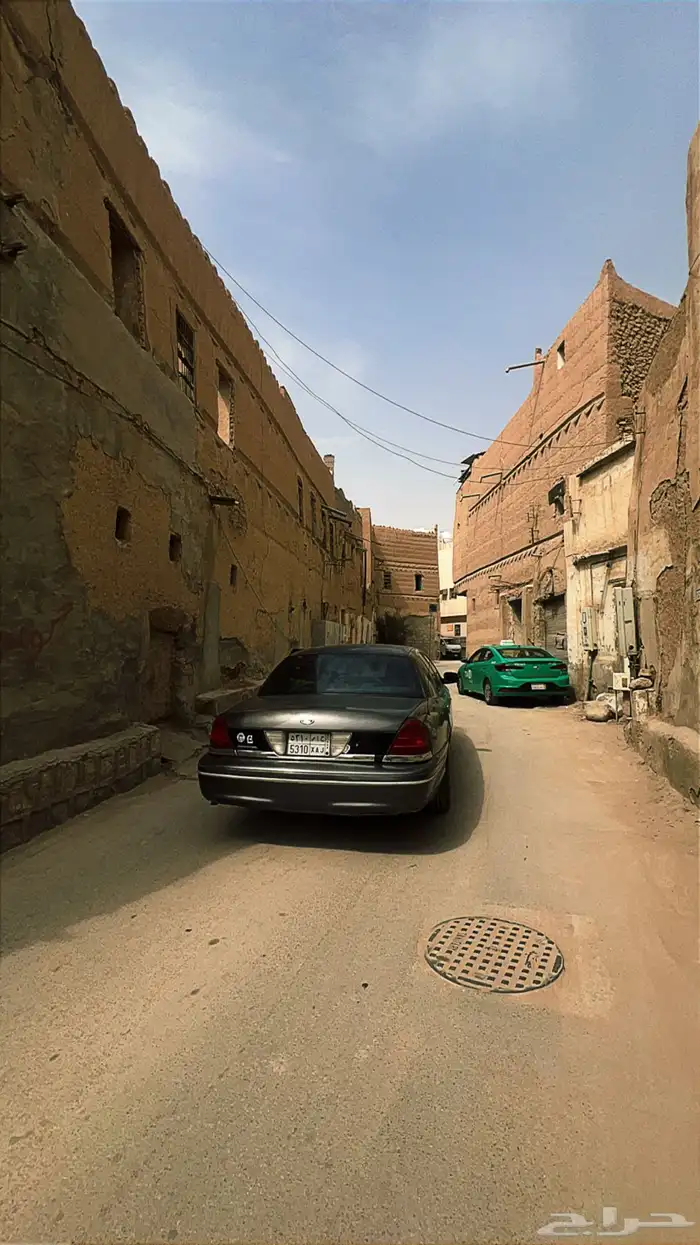 فورد فكتوريا 2005 نضيف للبيع 4