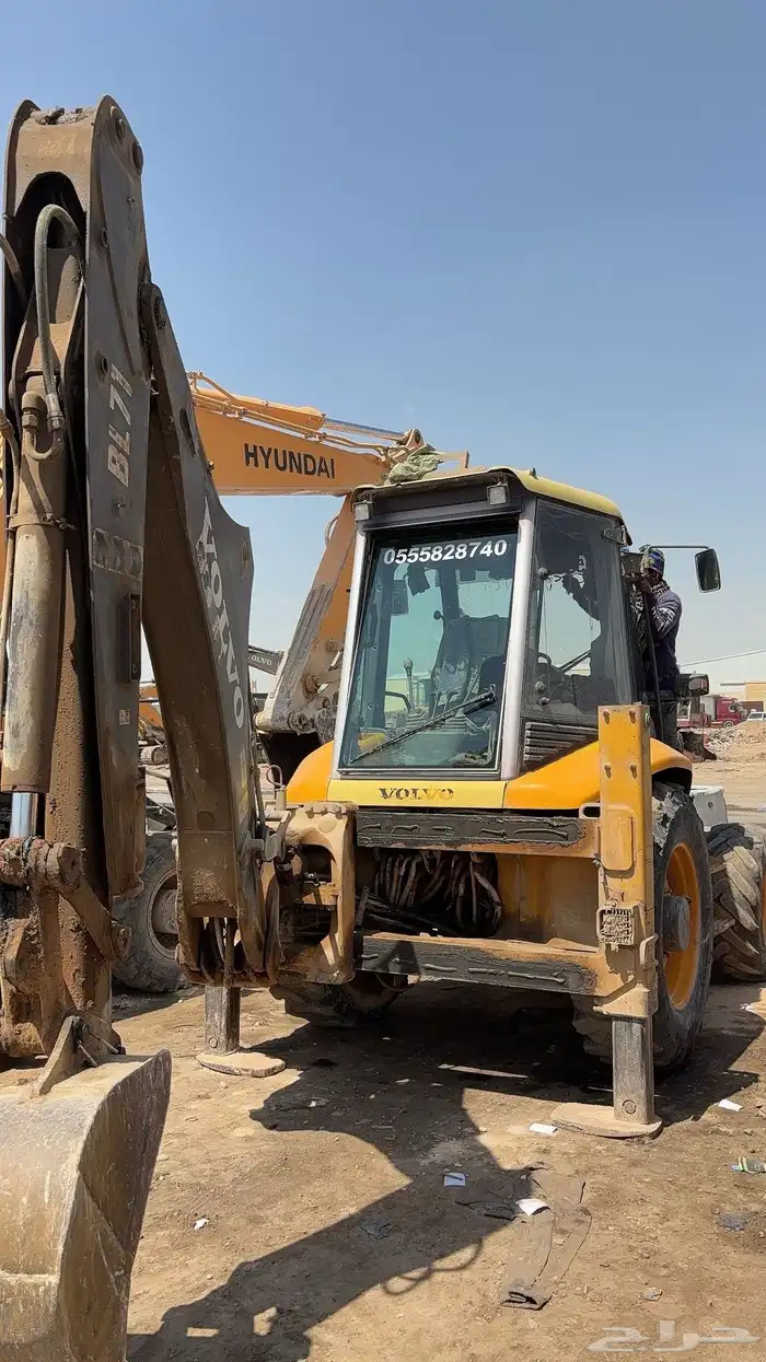 جي سي بي . جيسيبي . عرجاء للإيجار 1