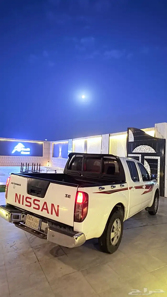 نيسان نفارا 2015 1