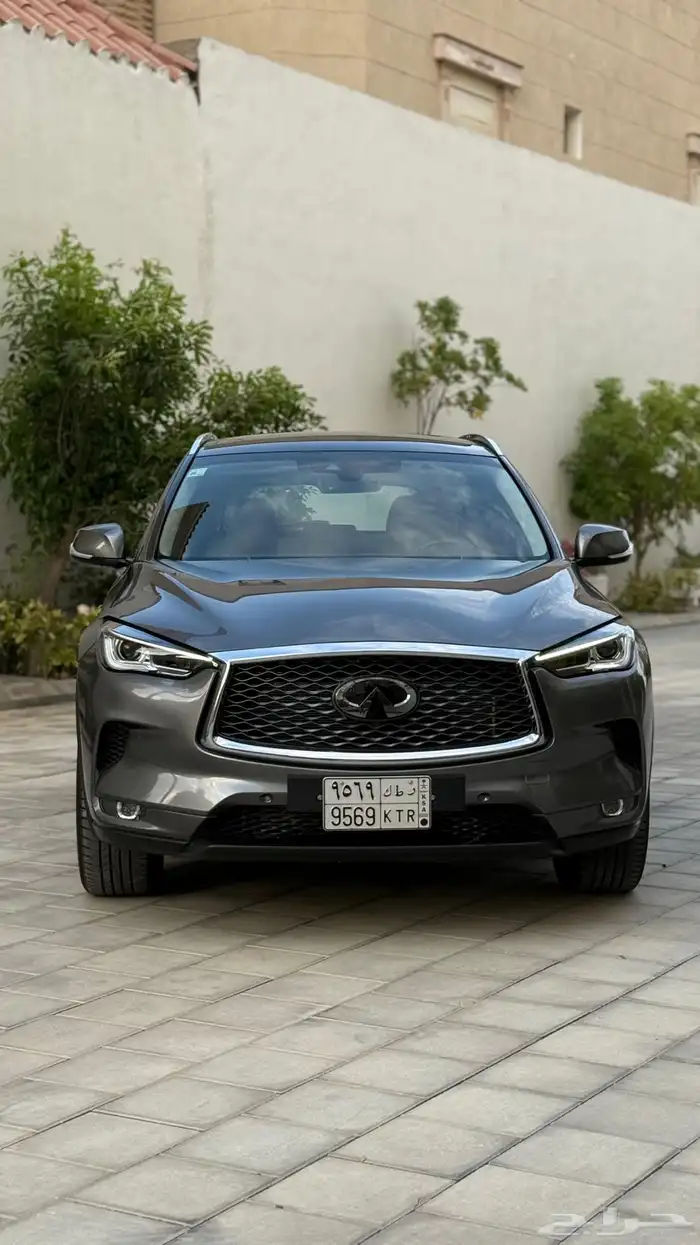 شبه جديد انفنتي QX50 2023 فل كامل 0