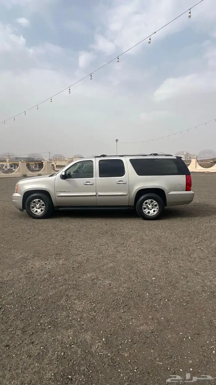 يوكن 2007 نظييف جدا 1