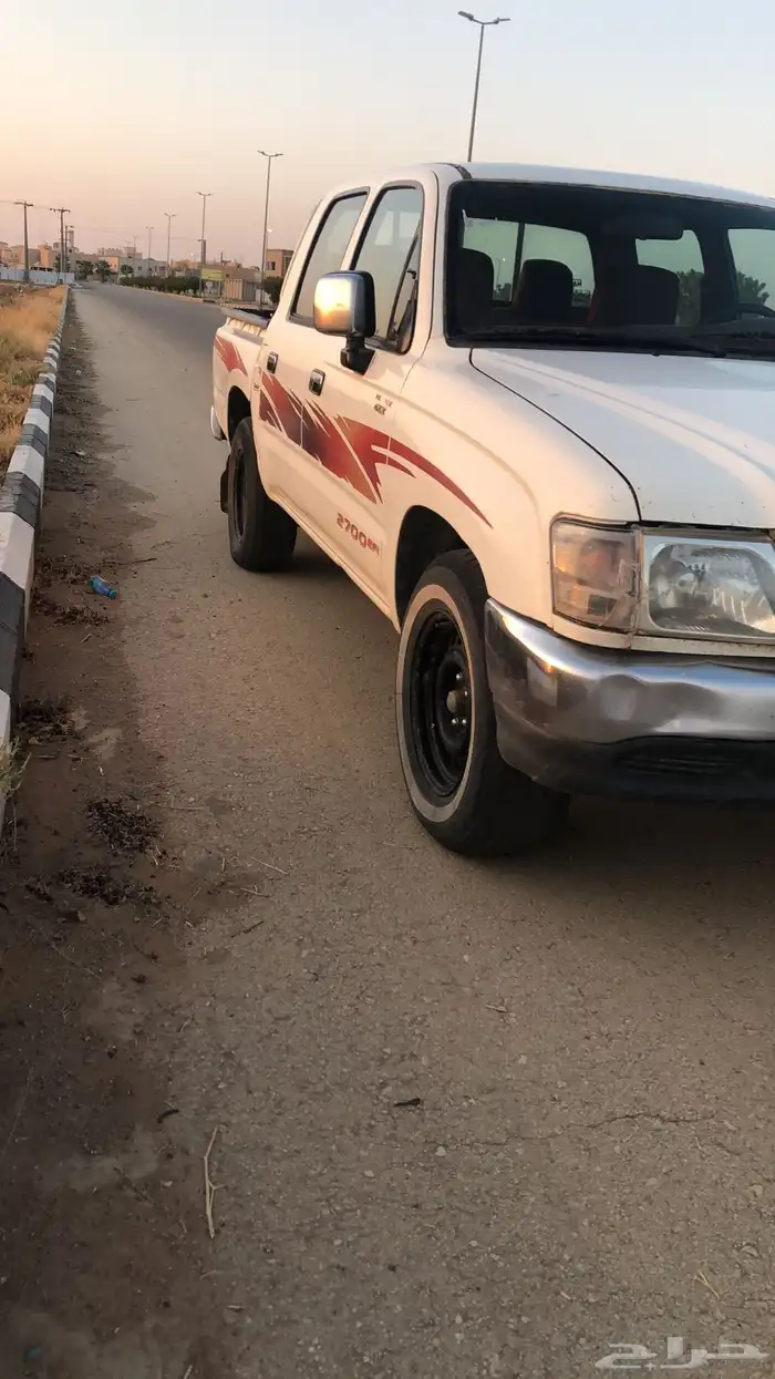 هايلكس جي ال اكس 3